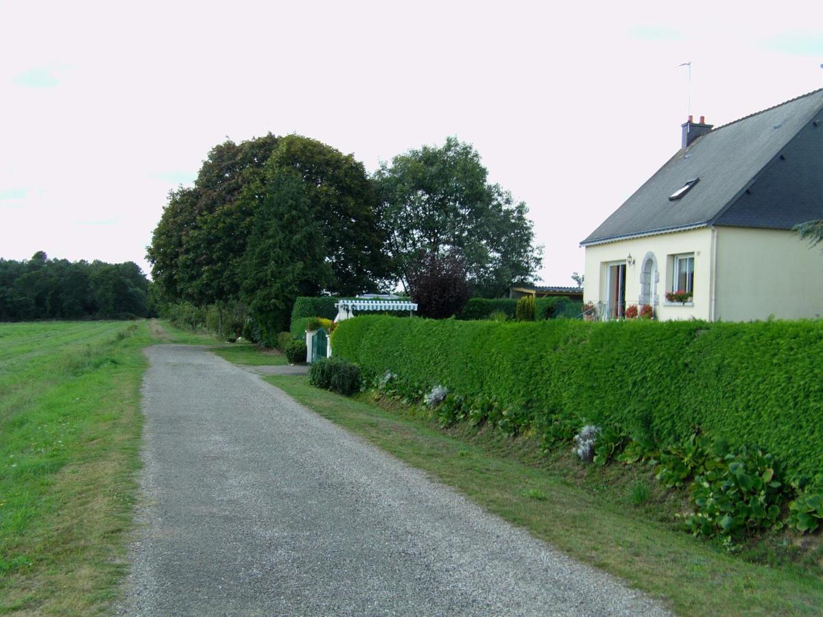 Bed and Breakfast Les Grillettes Ploërmel Exterior foto